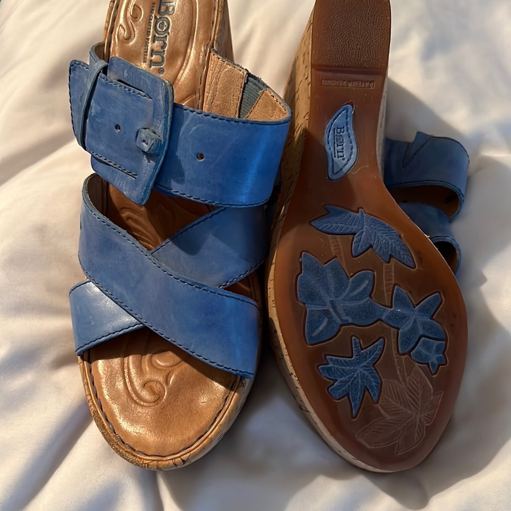 Born platform sandals